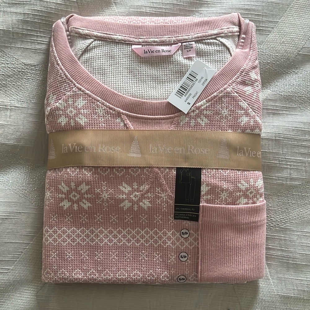 La Vie en Rose Pajamas